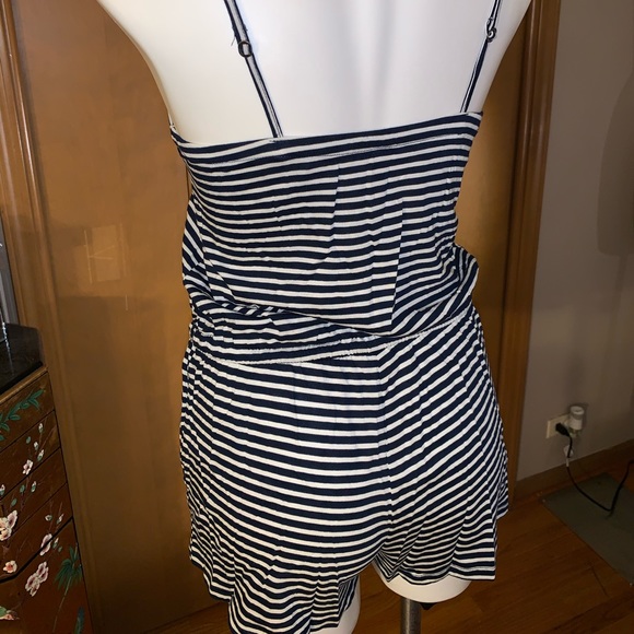 Patterned Romper - Picture 4 of 4